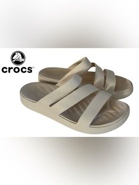 WOMEN’S WHITE CROCS GETAWAY SANDALS